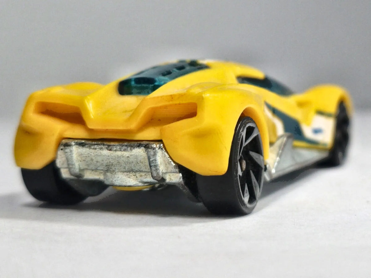 CRESCENDO, Hot Wheels 2016, Die cast DIX04, Żółty, 1:64, Resoraki – zdjęcie 6