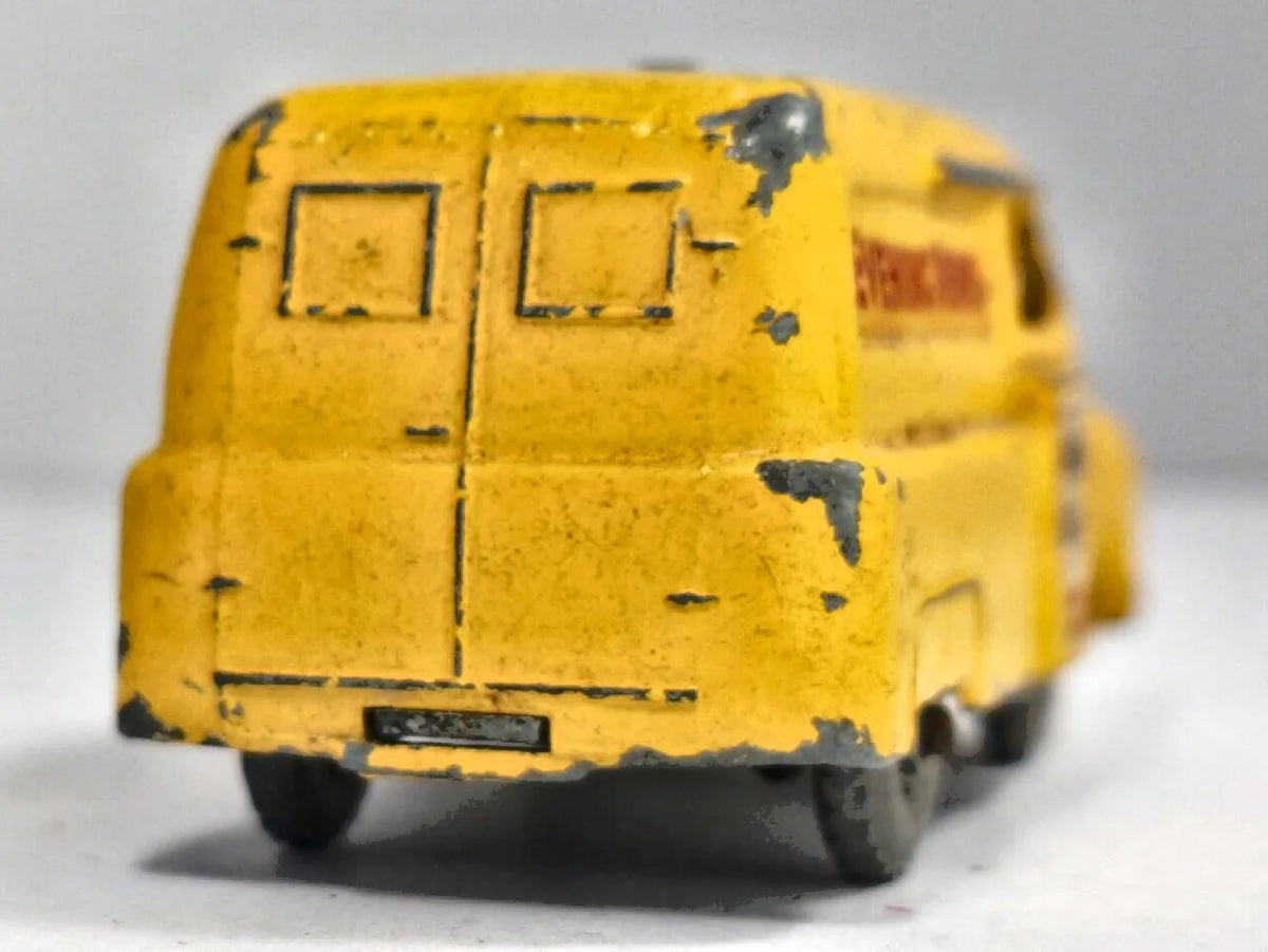 Evening News Van Matchbox '50 Żółty 1:73 Made in England – zdjęcie 6