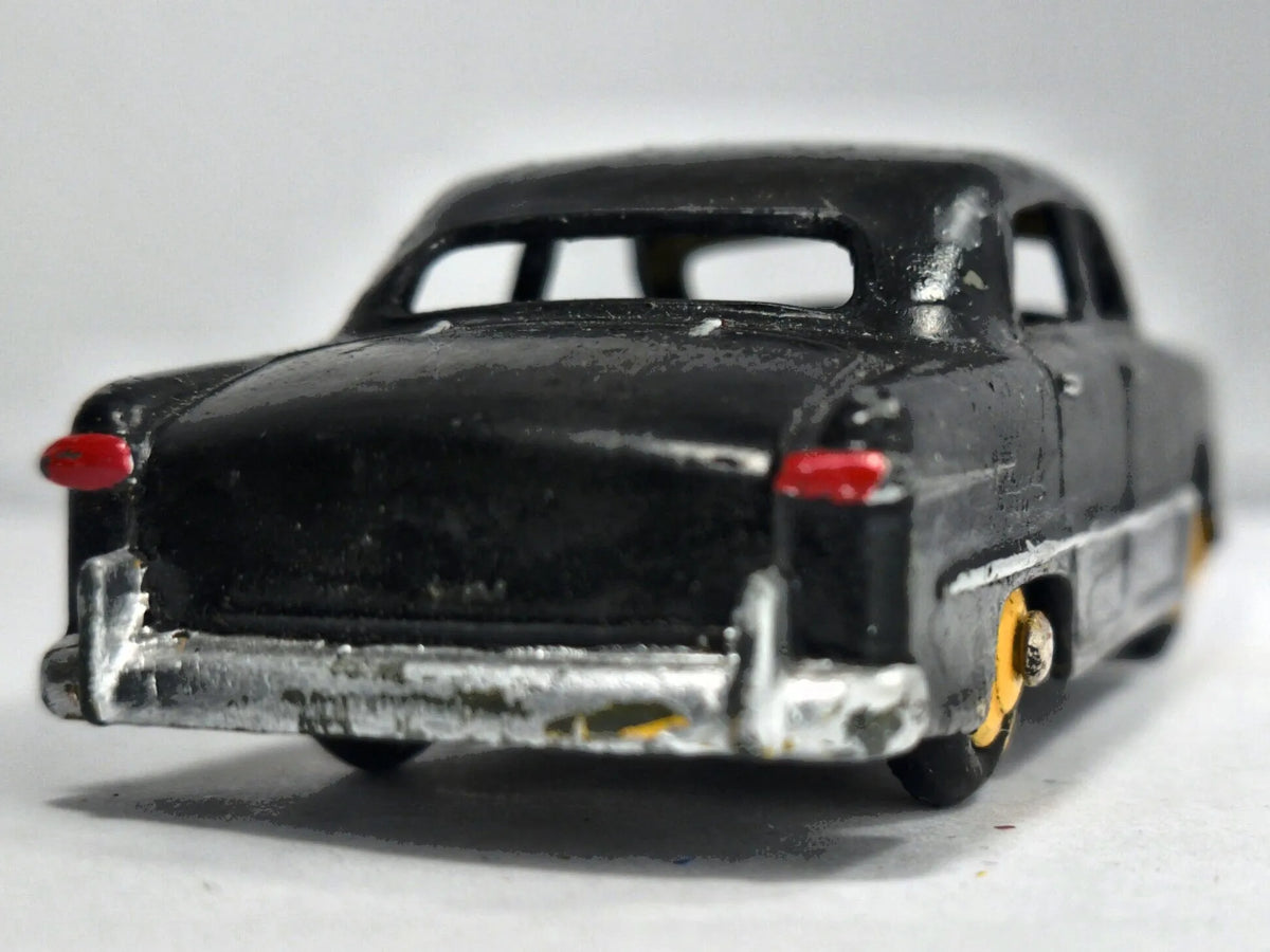 FORD SEDAN Dinky Toys '50 Czarny 1:43 Made in England – zdjęcie 6