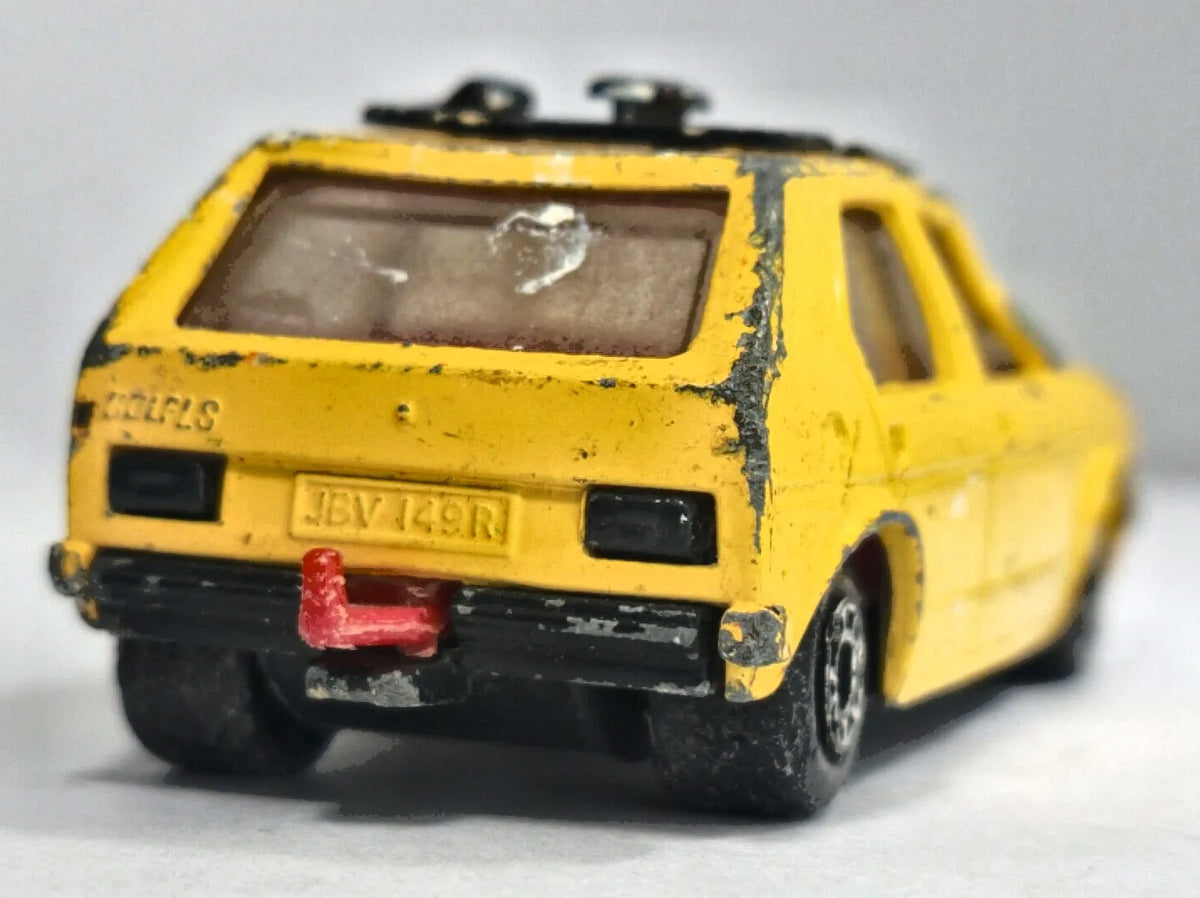 VW GOLF MK1 Superfast Matchbox 1976 Żółty 1:54 Made in England – zdjęcie 6