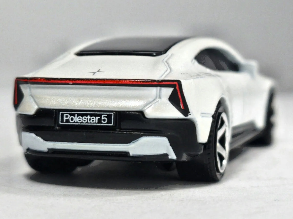 Polestar 5 Matchbox 2024 Matchbox Series 1:64 Biały Samochód osobowy – zdjęcie 6