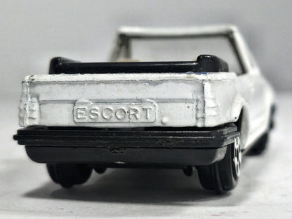 Ford Escort Cabriolet Zylmex 1:64 Kabriolet Biały Samochód osobowy – zdjęcie 6