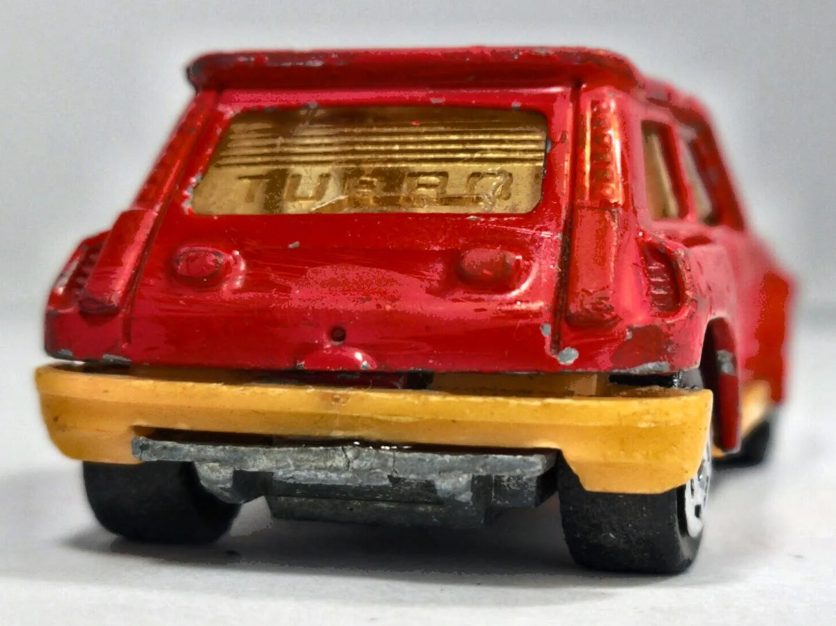 RENAULT 5 (R5 TURBO) Majorette NO.255 Czerwony 1:53 – zdjęcie 6