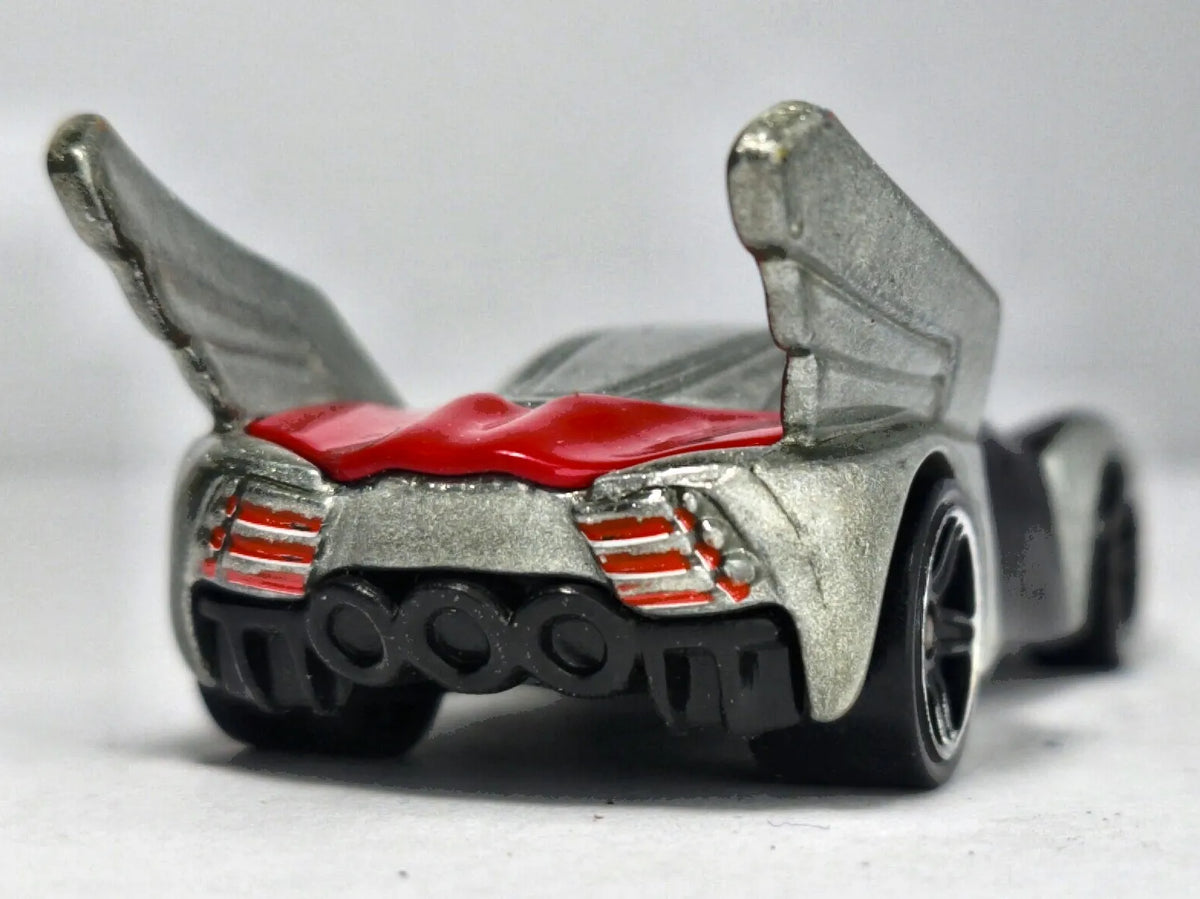THOR - MARVEL CHARACTER CARS Hot Wheels Srebrny 1:64 – zdjęcie 6