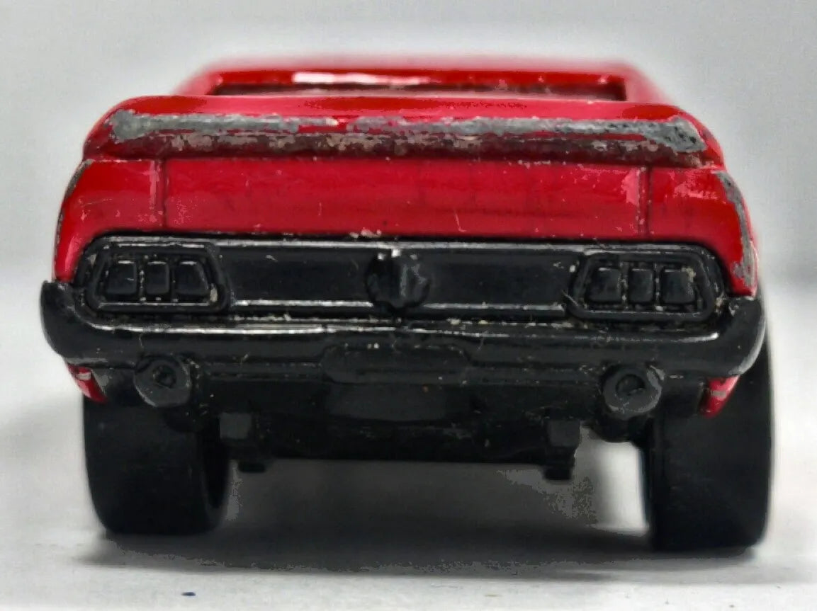 Ford Mustang Mach I Hot Wheels 1:64 Luzak Czerwony Muscle Car – zdjęcie 6
