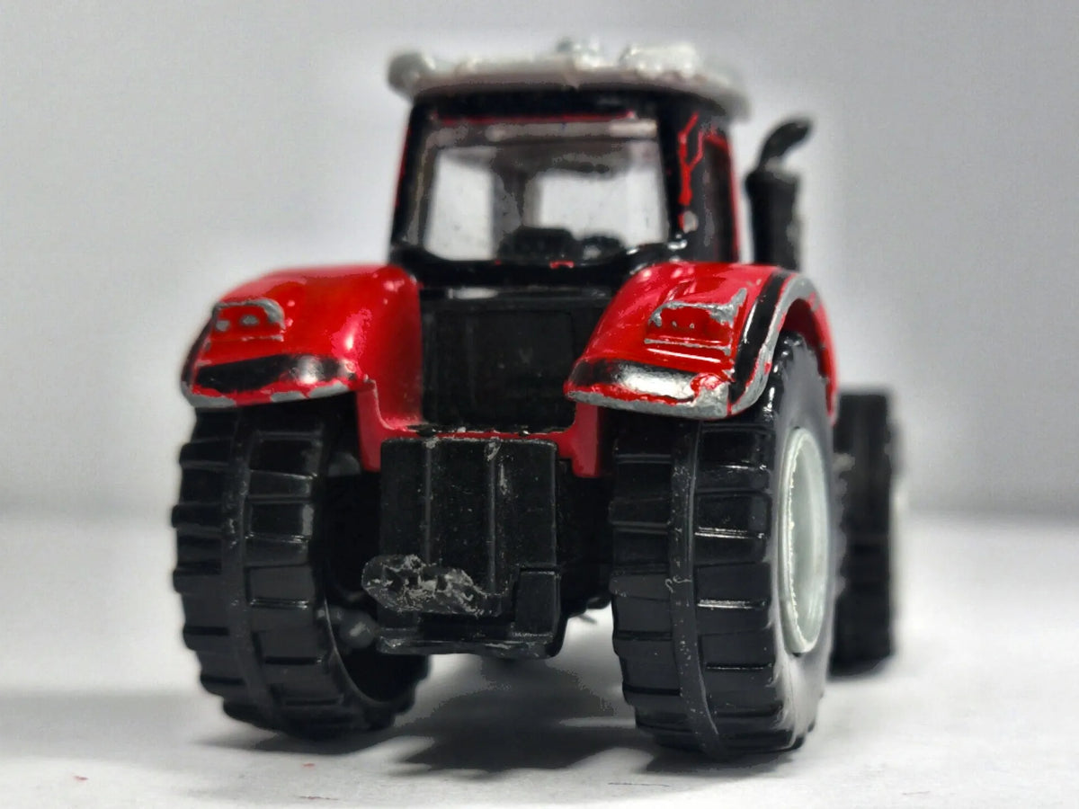 Traktor Massey Ferguson 8737 Majorette Czerwony 1:55 – zdjęcie 6