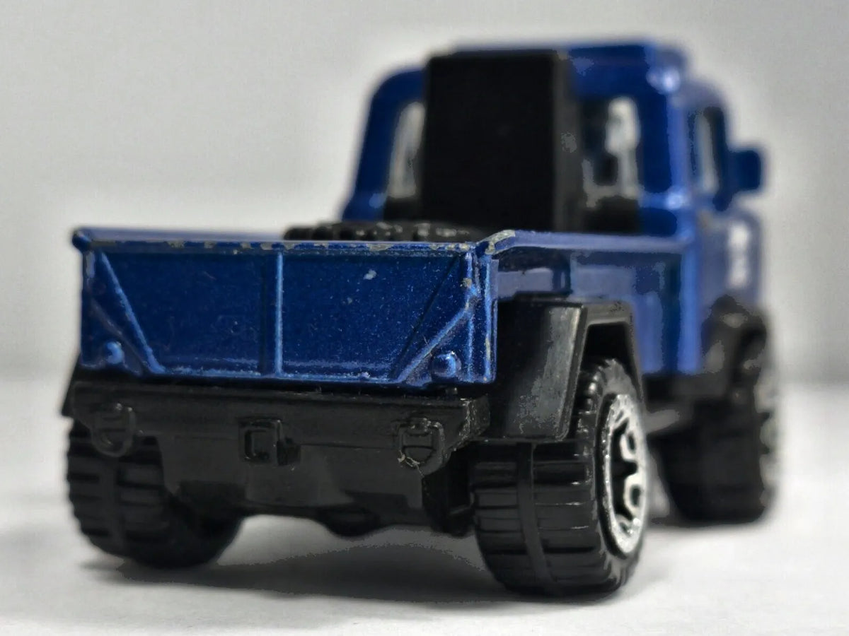 '57 JEEP FC Hot Wheels 2023 Niebieski 1:64 – zdjęcie 6