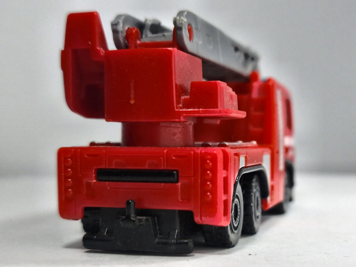 MAN TGS, STRAŻ POŻARNA, Majorette, Die cast REF:299F Czerwony 1:87 Resoraki – zdjęcie 6