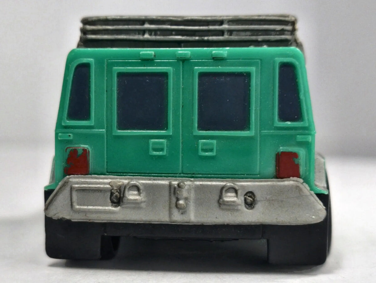 Hummer H2 Bohater T.J. Disney/Pixar Cars 1:64 Luzak Zielony – zdjęcie 6