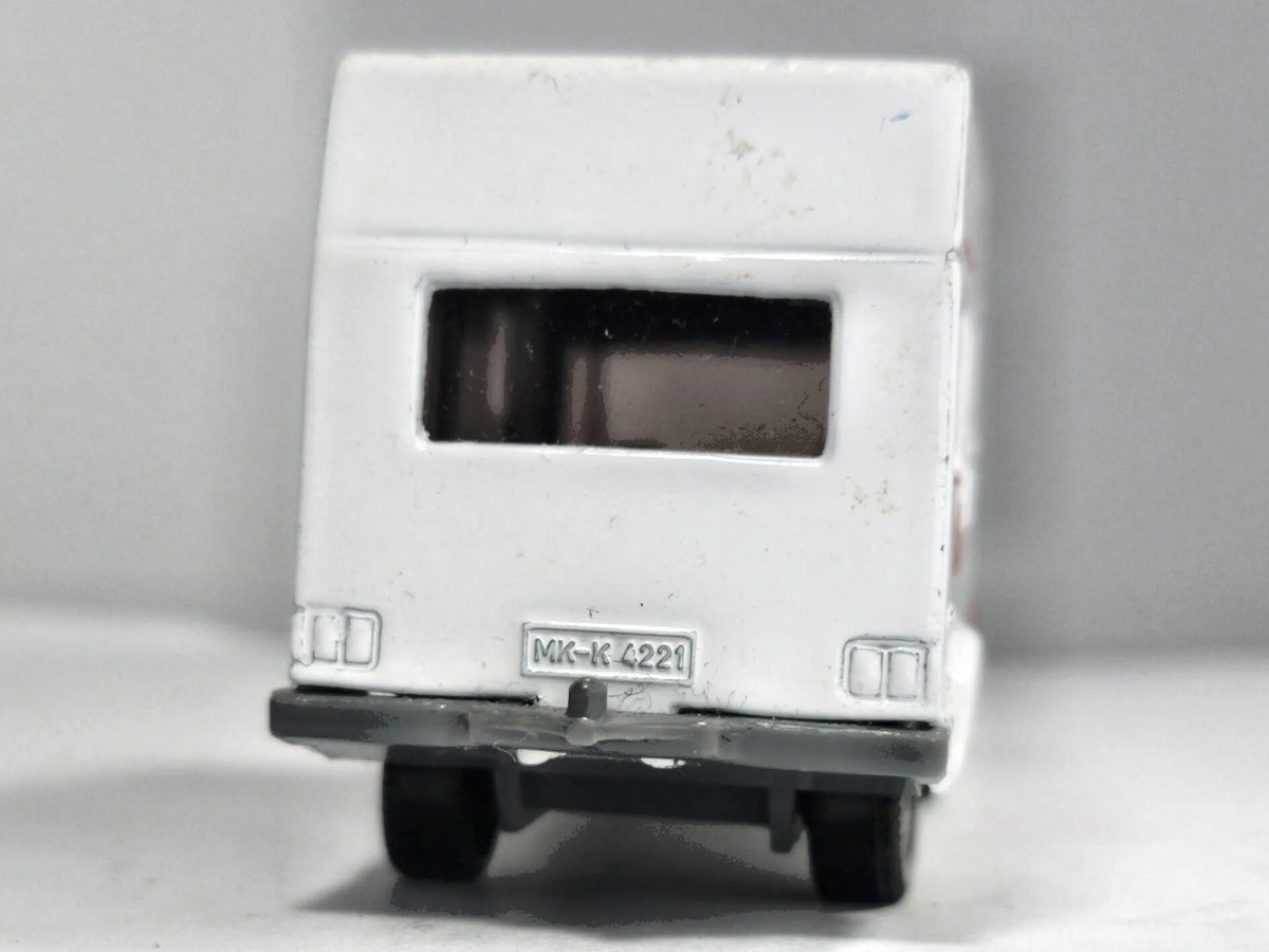 Iveo Daily Camper SIKU Biało-Czerwony 1:55 – zdjęcie 6