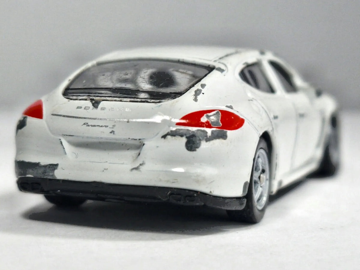 PORSCHE PANAMERA S Welly Biały 1:63 – zdjęcie 6