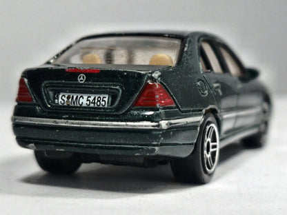 Mercedes-Benz C-Class Realtoy 1:55 Luzak Zielony – zdjęcie 6