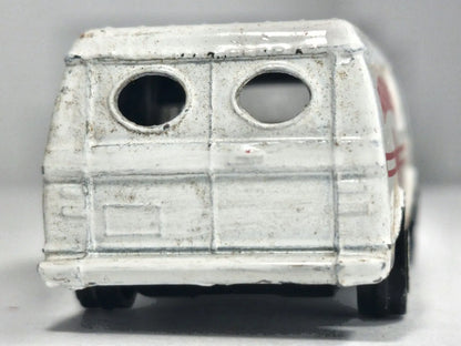 CHEVROLET CUSTOM VAN Corgi '80 Biały 1:70 Paramedic Ambulans – zdjęcie 6