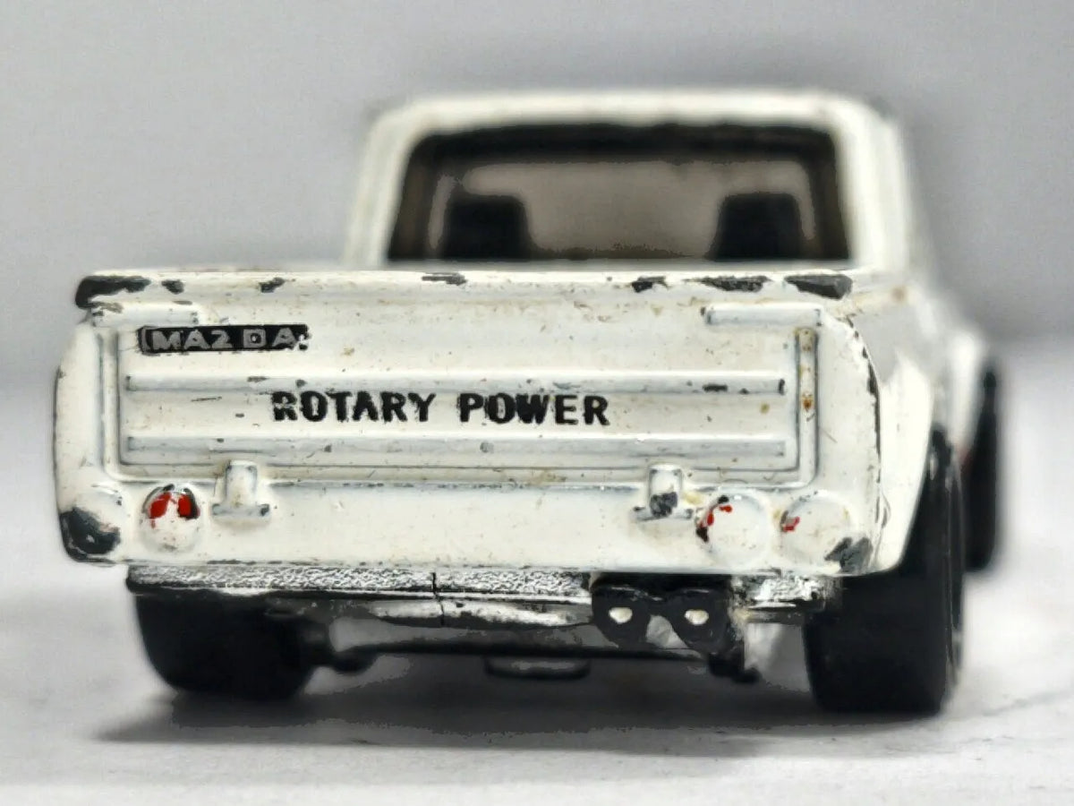 Mazda Repu Hot Wheels 2016 HW Hot Trucks 1:64 Pickup Luzak Biały – zdjęcie 6