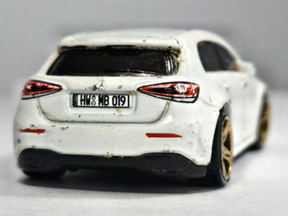 2019 MERCEDES-BENZ A-CLASS Hot Wheels 2018 Biały 1:60 – zdjęcie 6