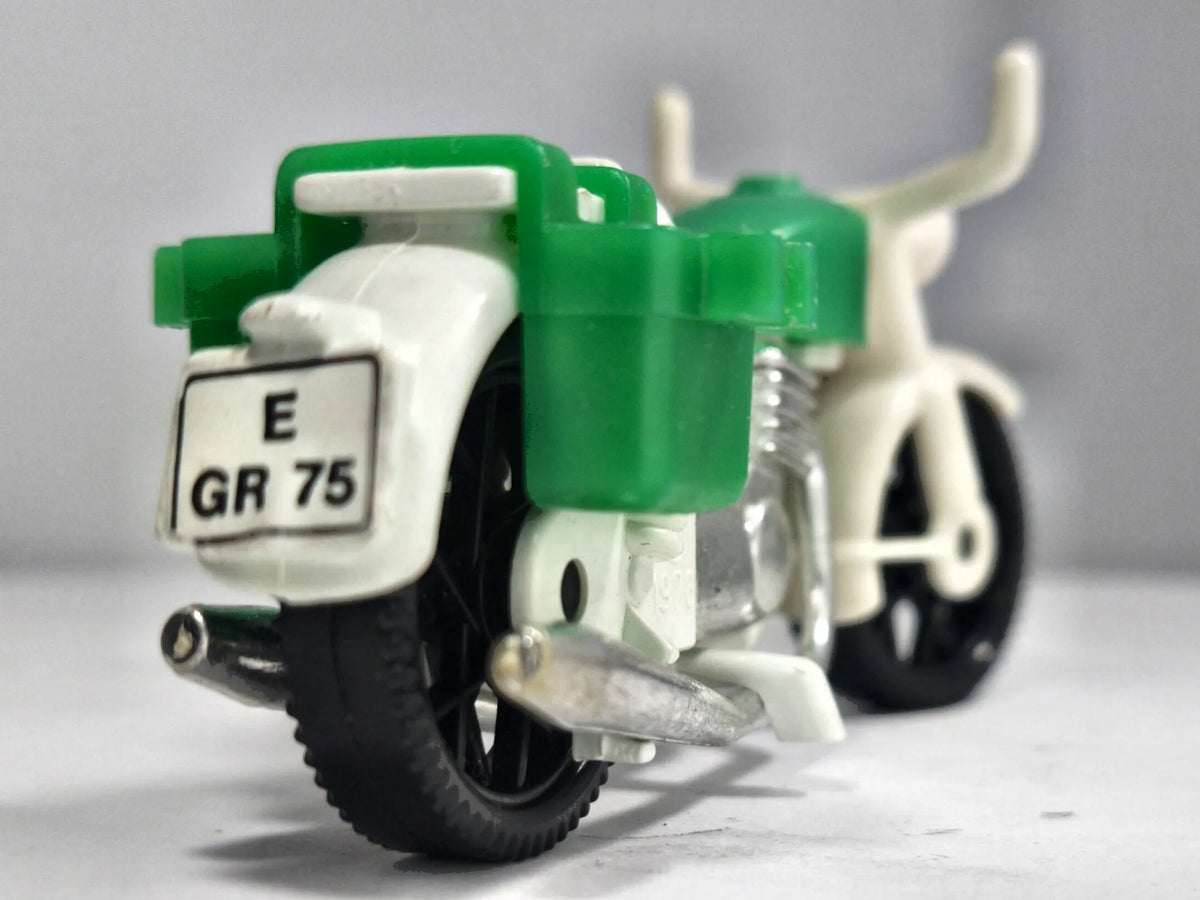 MOTOCYKL TURYSTYCZNY Z KUFRAMI POLICJA Playmobil 1983 Biały 1:18 – zdjęcie 6