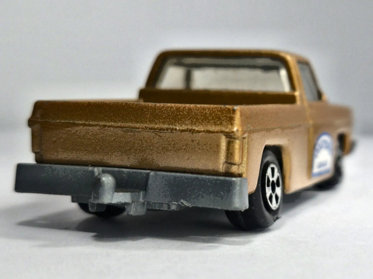 REPLICA CHEVROLET FLEETSIDE PICKUP Ertl Złoty 1:64 – zdjęcie 6