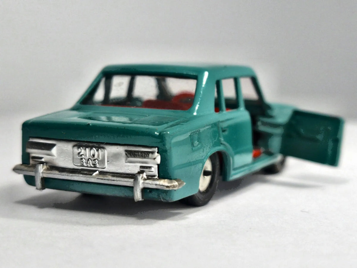 ŁADA 2101 (VAZ-2101) Zakłady GAZ 1970-1979 Zielony 1:58 Made in ZSRR Russia – zdjęcie 6