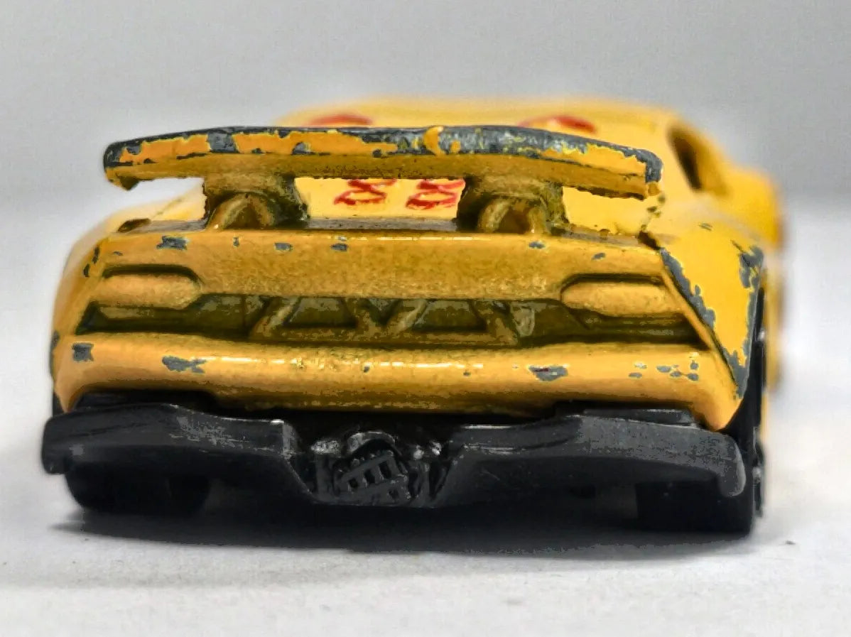 Lamborghini Sesto Elemento Hot Wheels 2013 1:64 00 Luzak Żółty – zdjęcie 6