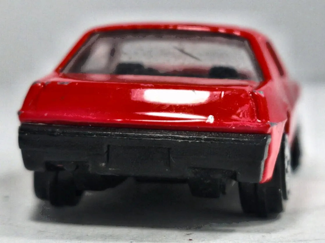 Pontiac Fiero Welly 1:64 Luzak Czerwony – zdjęcie 6