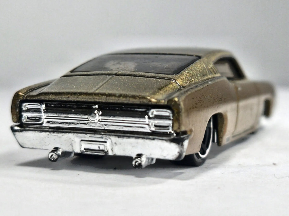 Dodge Challenger Matchbox 1975 Superfast 1:64 Luzak Złoty – zdjęcie 6
