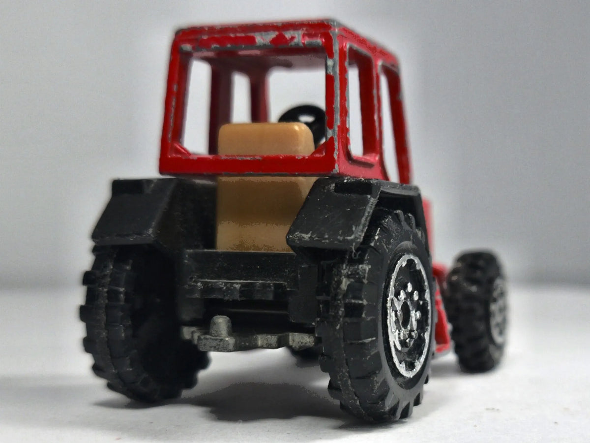 FARM TRAKTOR, Vintage Old Welly, Żelaźniak, Die cast 9131, Czerwony, 1:64 – zdjęcie 6