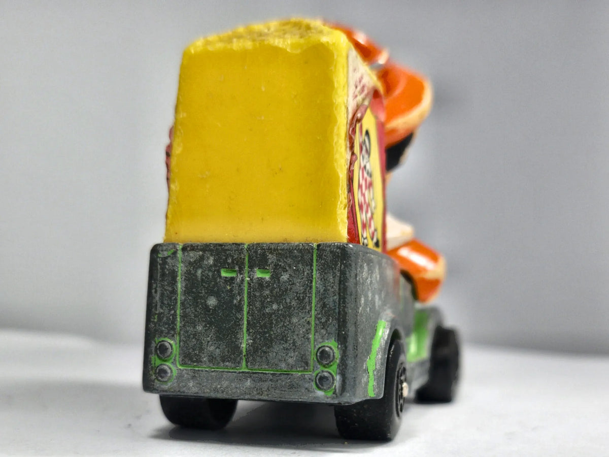 Ciężarówka Pinocchio Puppet Truck Disney Matchbox 1979 Szary 1:43 – zdjęcie 6