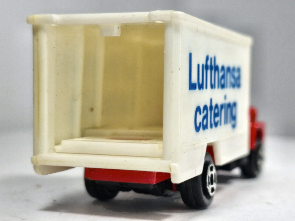 Ciężarówka Lotniskowa "Lufthansa catering" Zylmex 1:64 Biały Catering – zdjęcie 6