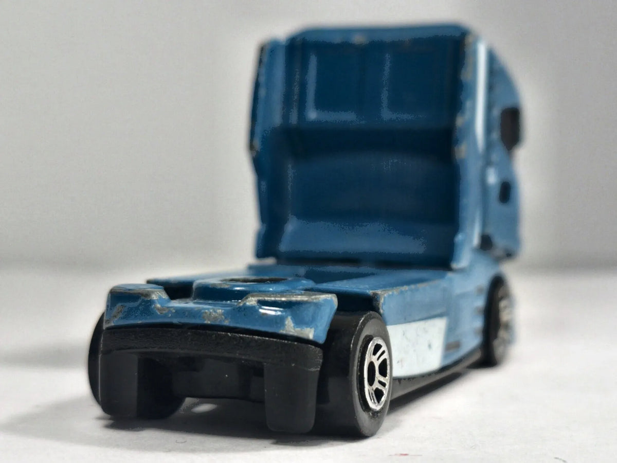 Ciągnik Siodłowy Cryogen System Majorette Niebieski 1:86 – zdjęcie 6