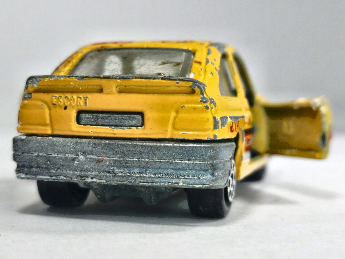 FORD ESCORT Majorette Żółty 1:55 Made in France – zdjęcie 6