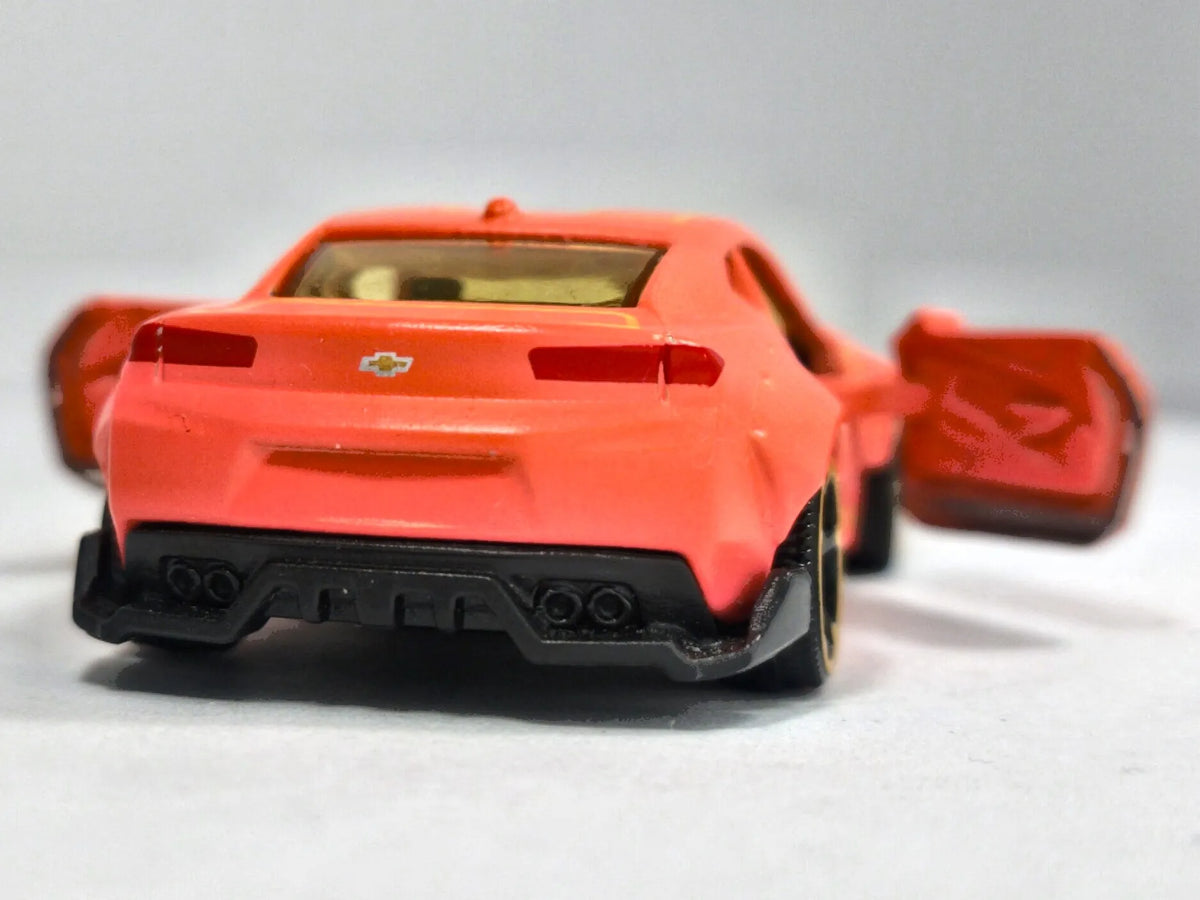 Chevrolet Camaro Ss Majorette 1:60 Coupe Luzak Pomarańczowy Sportowy – zdjęcie 6