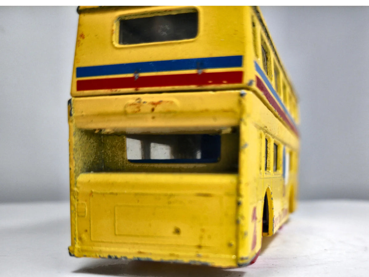 Autobus Piętrowy The Londoner Daimler Fleetline Matchbox 1972 Żółty 1:43 – zdjęcie 6