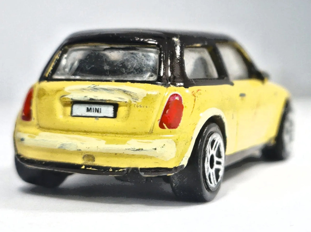 BMW NEW MINI, Realtoy, Die cast, Żółty i Czarny, 1:56, Resoraki – zdjęcie 6