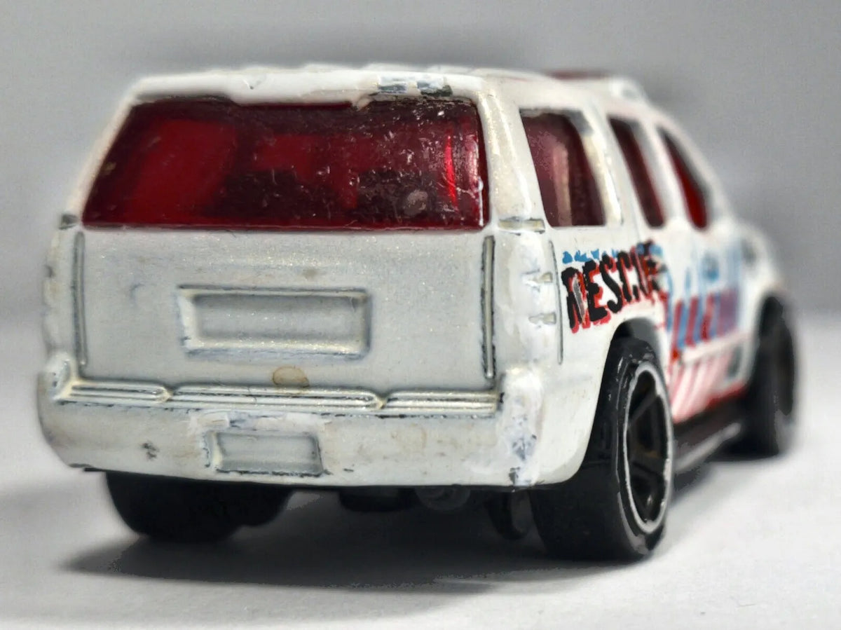 '07 CHEVY TAHOE, Hot Wheels 2007, Die cast 1186 MI I NL Biały 1:64 Resoraki – zdjęcie 6