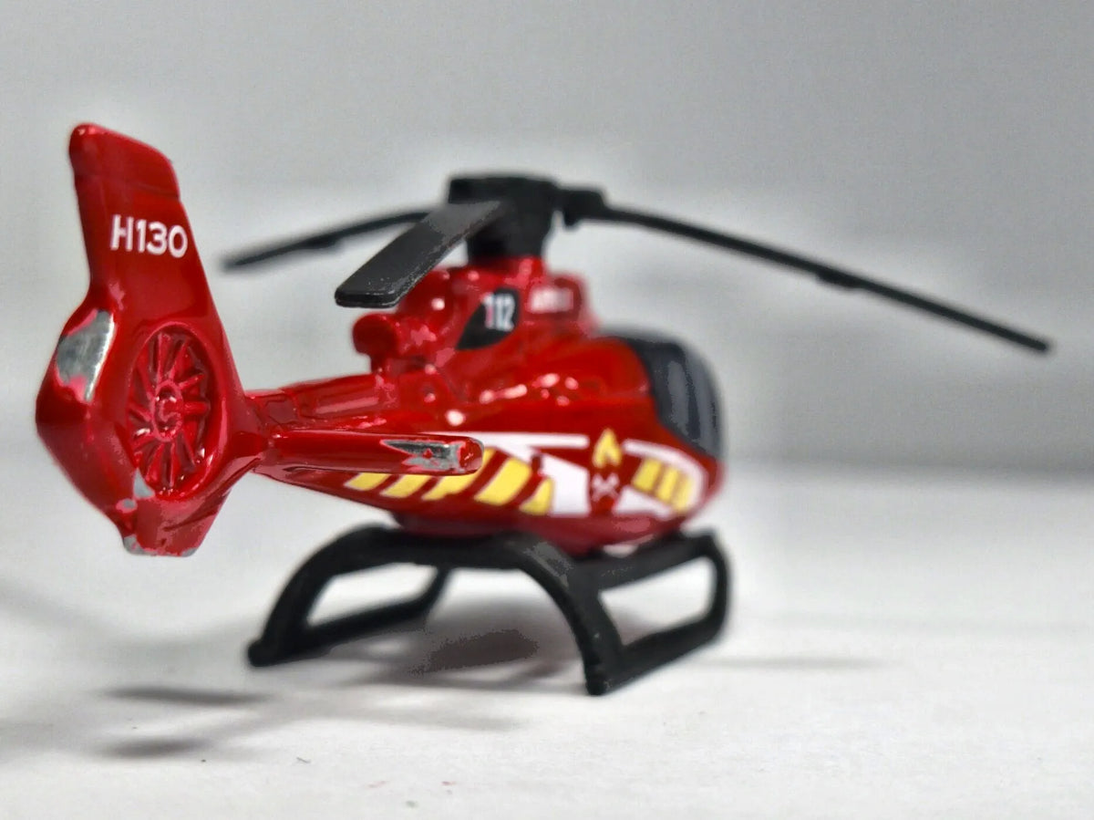 AIRBUS H130 HELIKOPTER, Majorette, Die cast REF 422D, Czerwony, 1:130 – zdjęcie 6