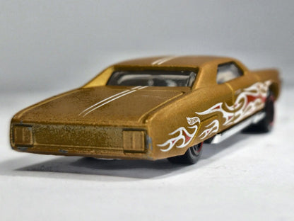 LAYIN' LOWRIDER, Hot Wheels 2021, Die cast HCT39, Złoty, 1:64, Resoraki – zdjęcie 6