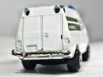 P346 Chevrolet G20 Ambulance Zylmex 1976 Superfast Pogotowie ratunkowe – zdjęcie 6