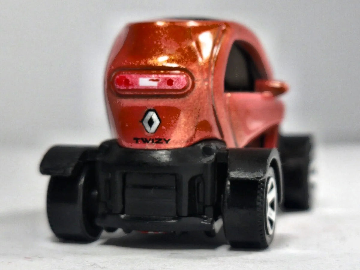 Renault Twizy Matchbox 2022 1:64 Czerwony Miejski – zdjęcie 6