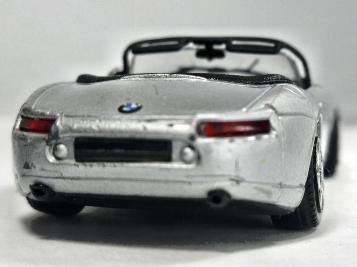 BMW Z8 Bburago 1:43 Luzak Srebrny – zdjęcie 6