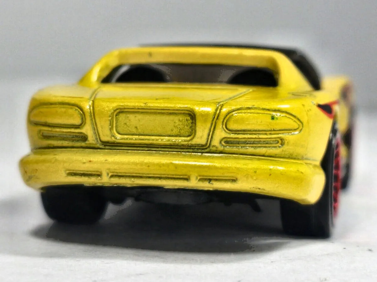 Dodge Viper Hot Wheels 2016 Mainline 1:64 Luzak Żółty – zdjęcie 6