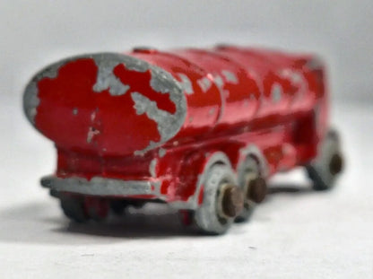 Ciężarówka Cysterna Matchbox '40 Czerwony 1:87 Made in England – zdjęcie 6