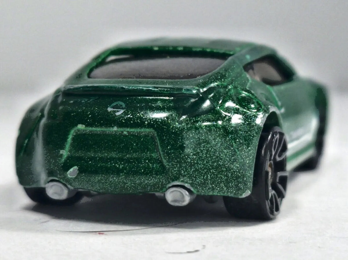 Nissan 370Z Hot Wheels 2009 Zielony 1:57 – zdjęcie 6