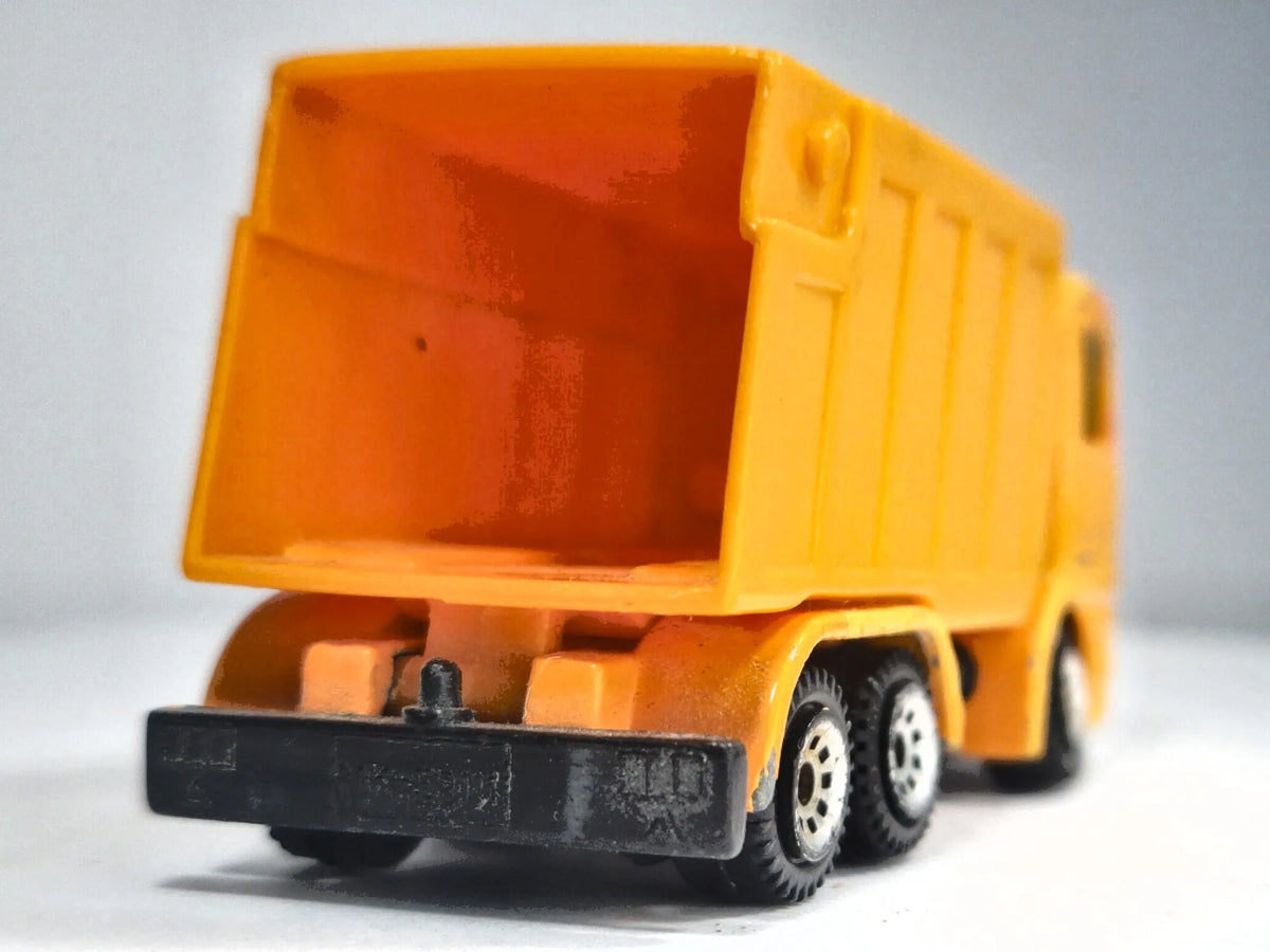 CIĘŻARÓWKA jak MERCEDES, Śmieciarka, Siku, Die cast Pomarańcz 1:87 Resoraki – zdjęcie 6