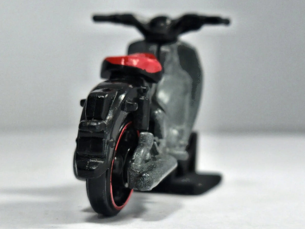 MOTOCYKL HONDA SUPER CUB Hot Wheels 2022 R10 Srebrny 1:37 – zdjęcie 6