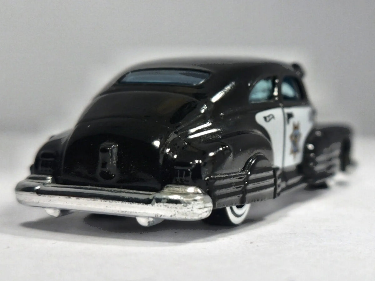 '47 CHEVY FLEETLINE POLICE #68, Hot Wheels 2021, Die cast HCV91 Czarny 1:64 – zdjęcie 6