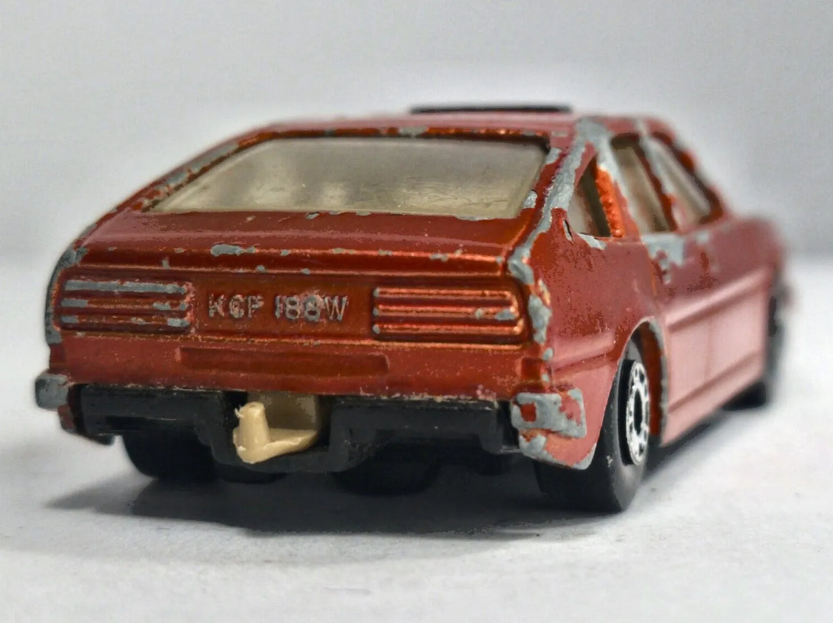 ROVER 3500 Matchbox 1980 Czerwony 1:64 Made in England – zdjęcie 6