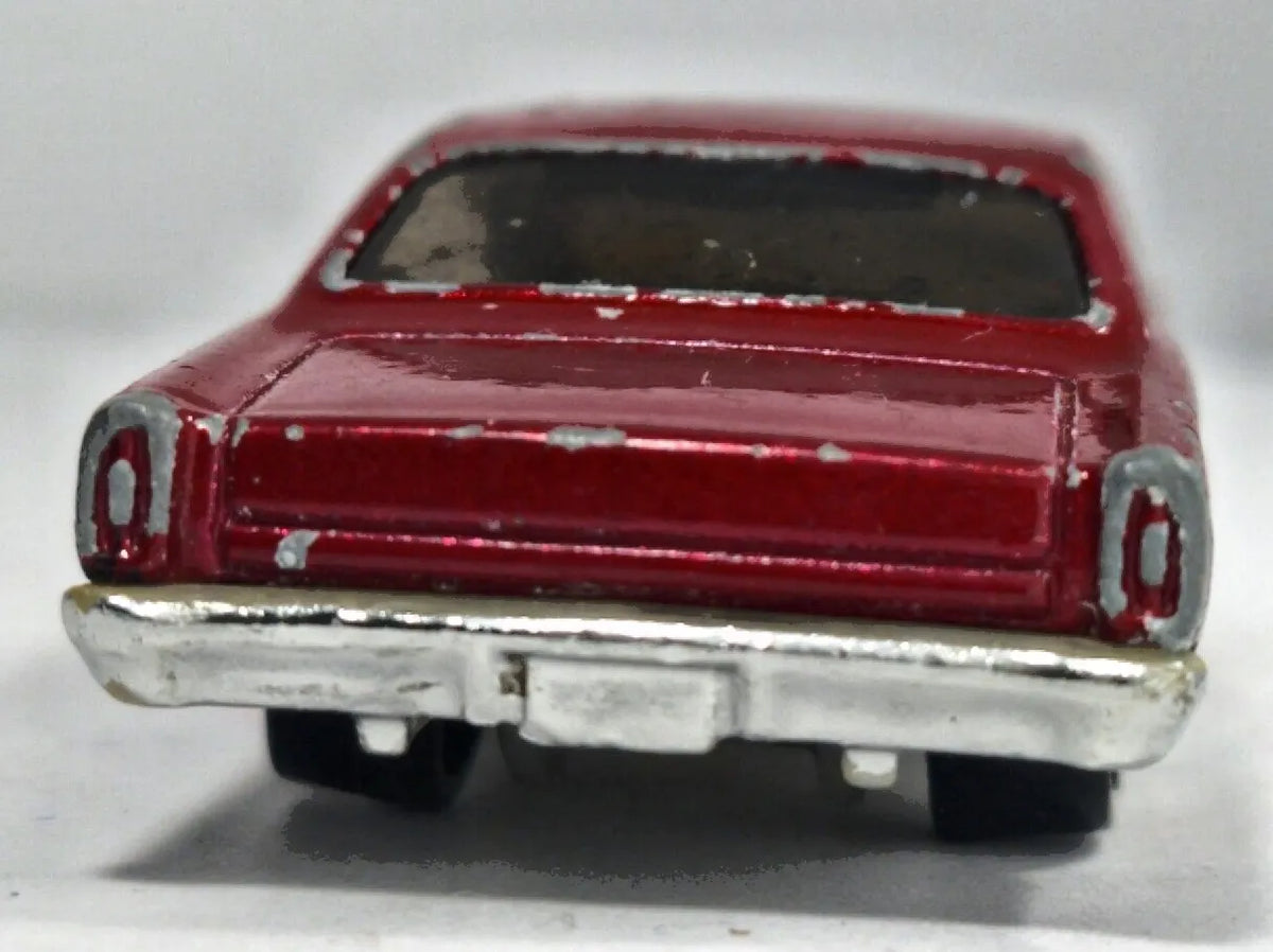 1966 Ford Fairlane GT Hot Wheels 1:64 Luzak Bordowy Muscle Car – zdjęcie 6