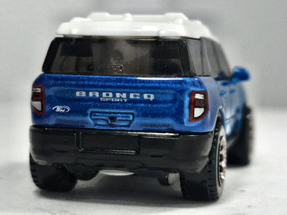 2022 Ford Bronco Sport Matchbox 2023 Mainline 1:64 Niebieski Miejski – zdjęcie 6