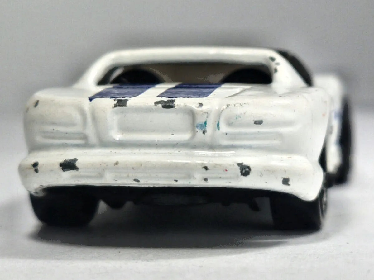 Dodge Viper Hot Wheels 2016 Mainline 1:64 Luzak Biały – zdjęcie 6