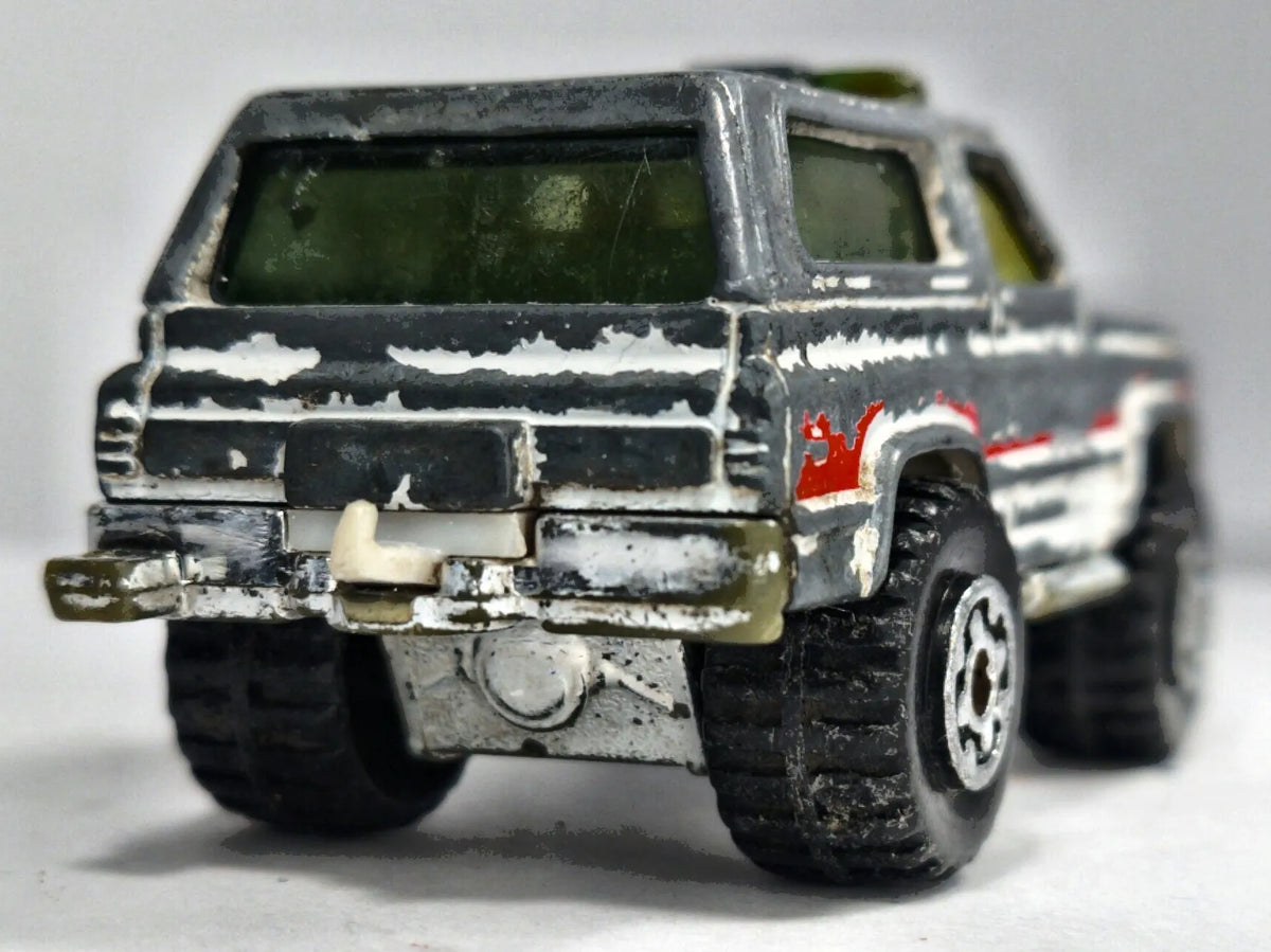 4X4 CHEVY BLAZER Matchbox 1983 Patyna Biały 1:50 Made in Macau – zdjęcie 6